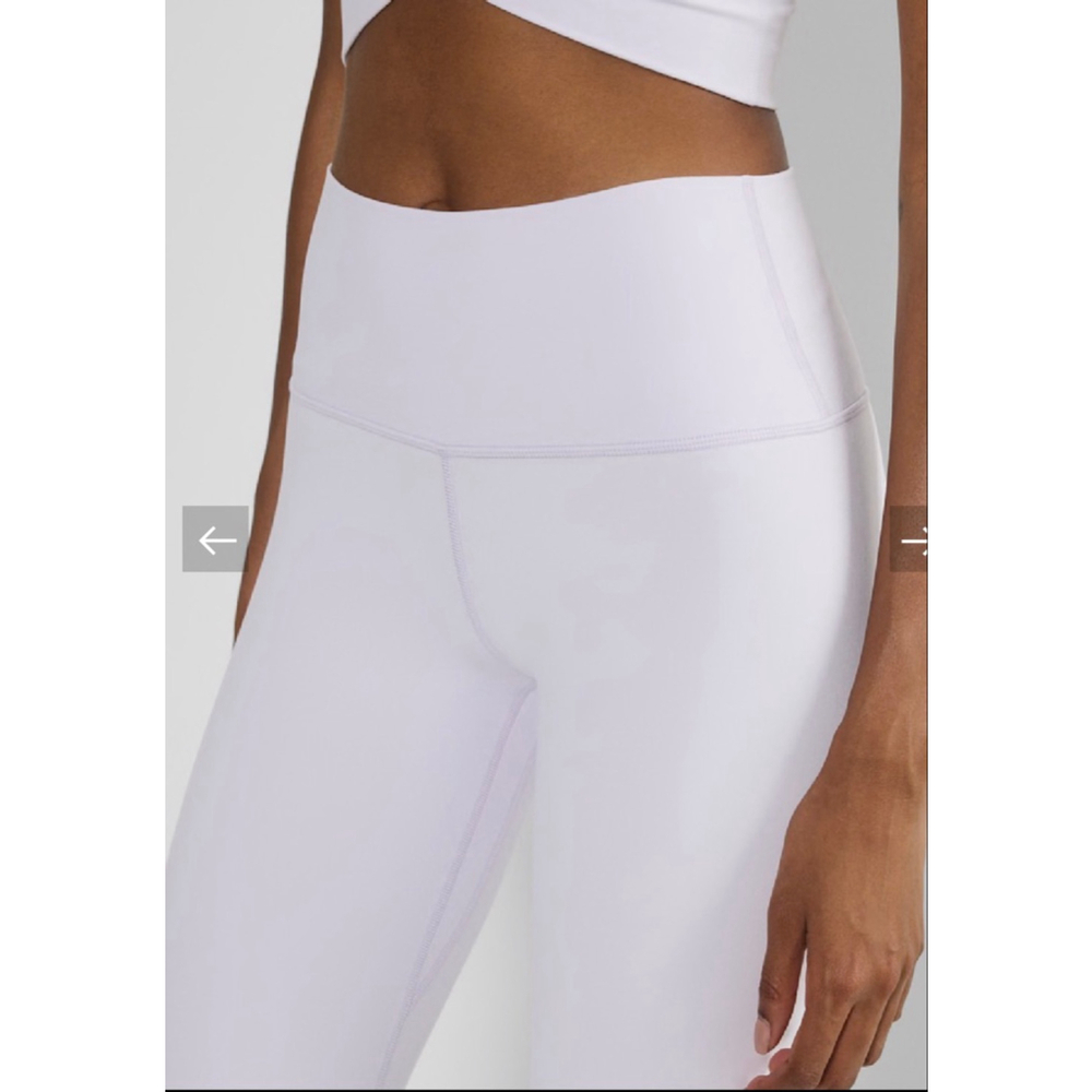 Women's Aritzia Golden Butter Cheeky Hi-Rise 28" Legging Lavender Size 12 - Picture 4 of 9